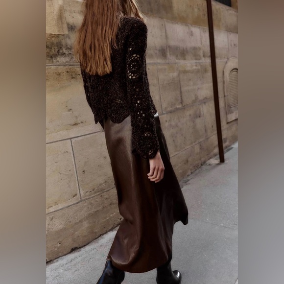 ZARA Crochet Long Sleeve Sweater - Picture 4 of 8